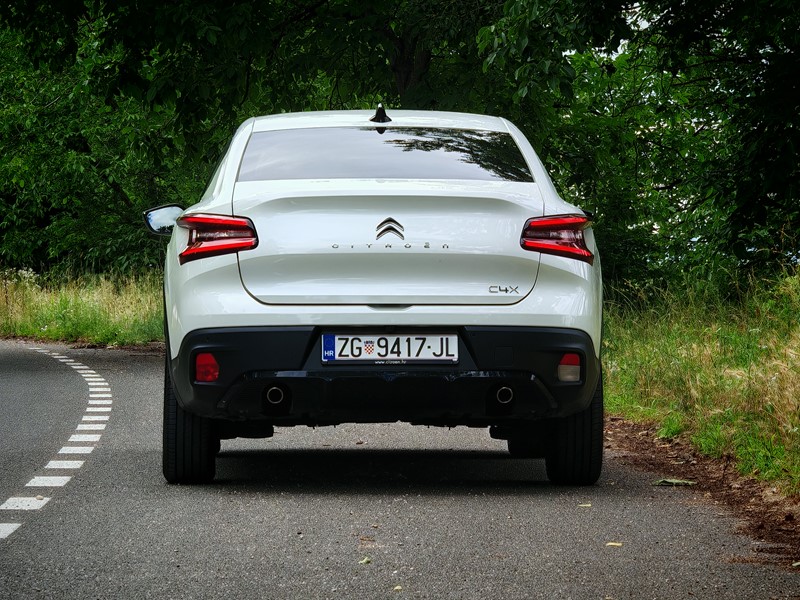 Citroën C4 X 1,2 PureTech EAT8 Max 📷 Ivan Cvetković