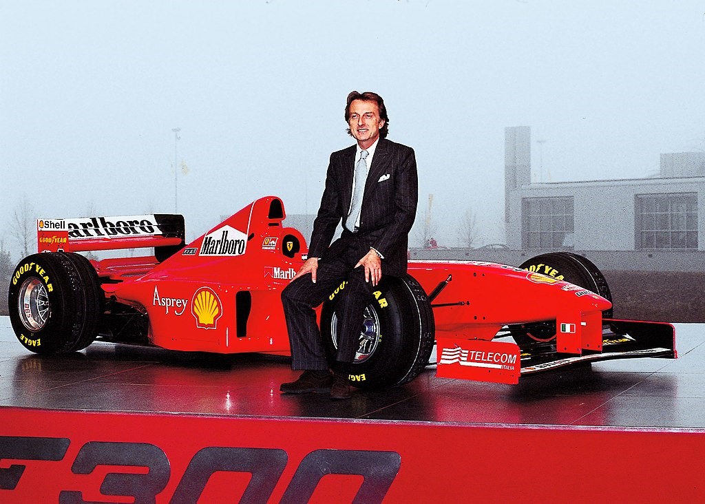 Luca Cordero di Montezemolo u Maranellu na prezentaciji Ferrarija F300, siječanj 1998. 📷 GianAngelo Pistoia / Wikimedia