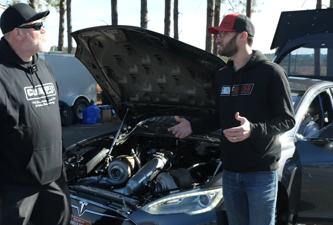 📷 Engine Builder / YouTube / screenshot